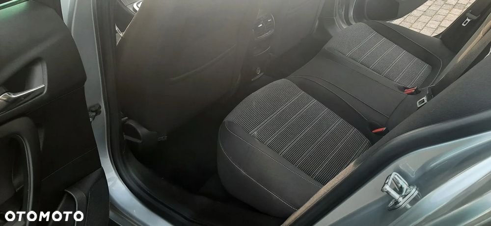 Opel Insignia 2.0 CDTI automatik Edition - 12