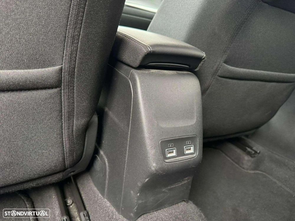 Peugeot 208 1.2 PureTech Allure Pack EAT8 - 17