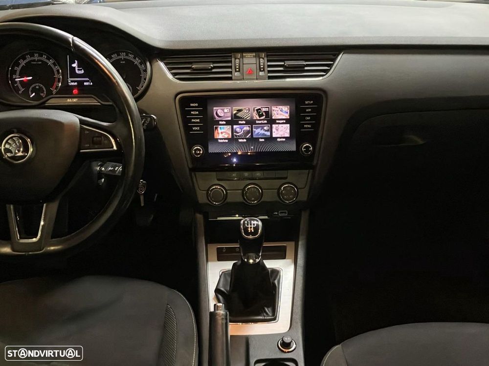 Skoda Octavia 1.6 TDI Active - 10