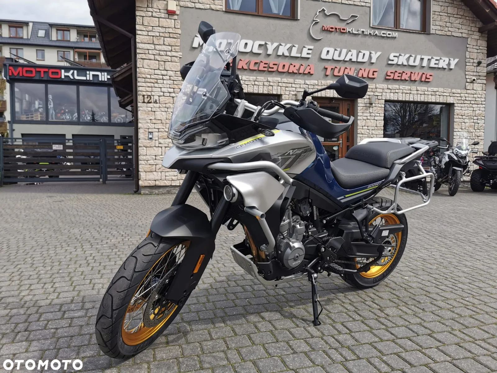 CFMoto MT - 1
