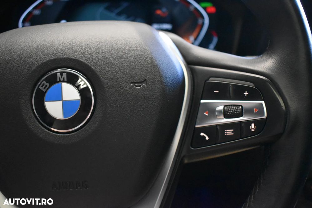 BMW Seria 3 320d AT MHEV - 22