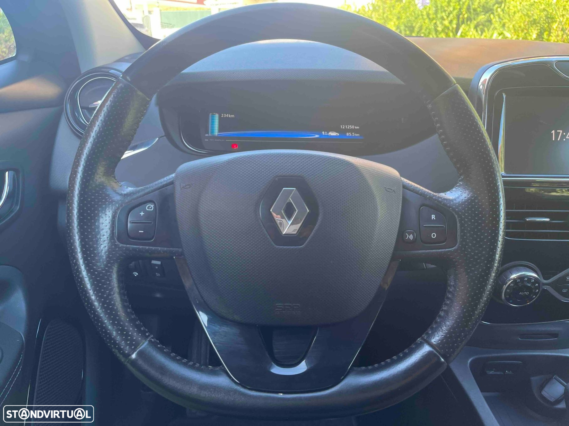 Renault Zoe (c/ Bateria) Limited 40 - 29