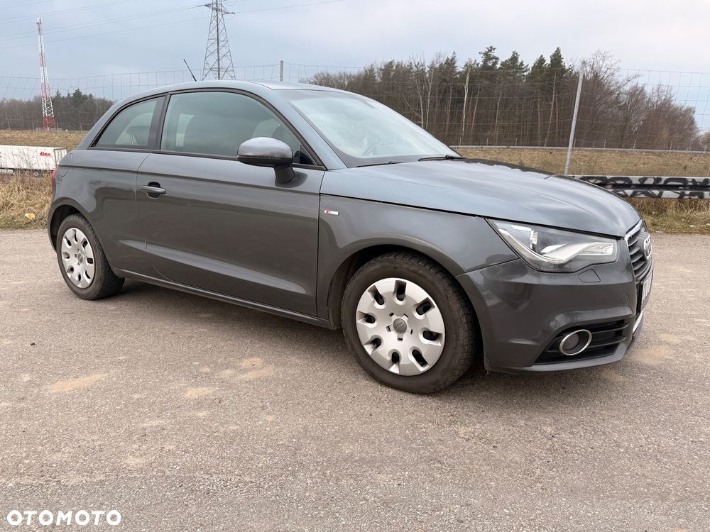 Audi A1 3-drzwiowe 1.6 TDI S line edition - 32