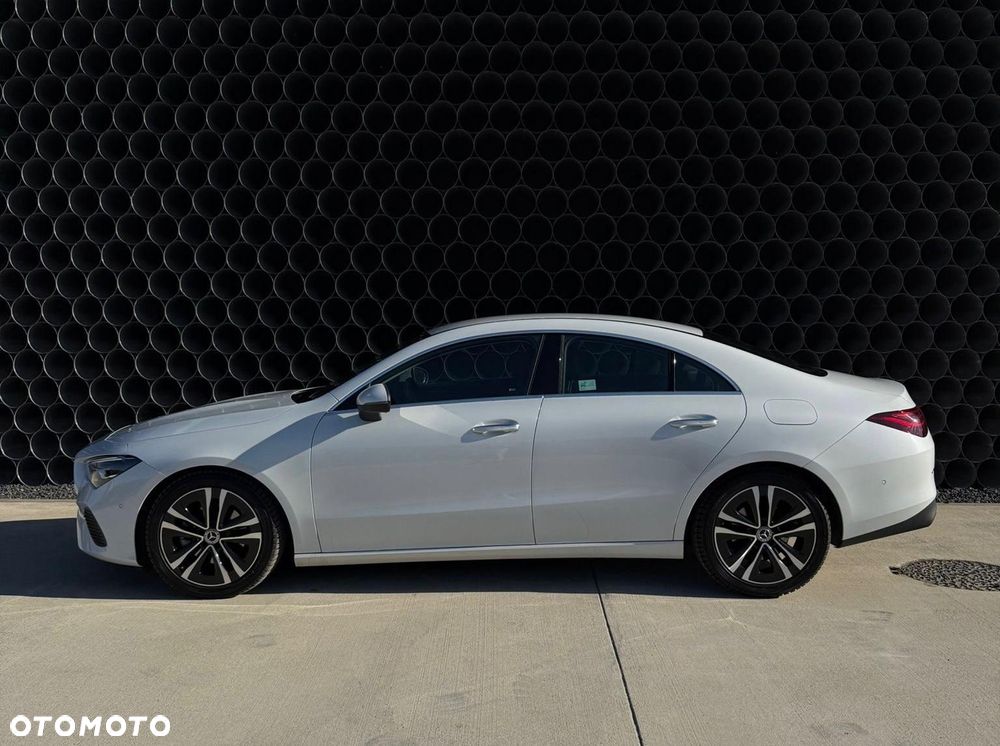 Mercedes-Benz CLA 200 7G-DCT - 12