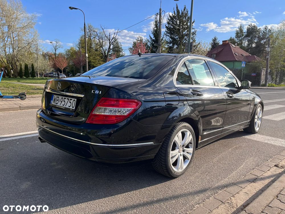 Mercedes-Benz Klasa C 220 CDI DPF Automatik Avantgarde - 3