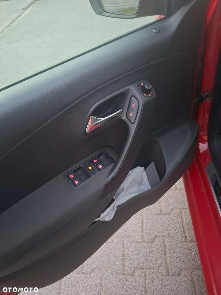 Volkswagen Polo 1.6 TDI Style - 8