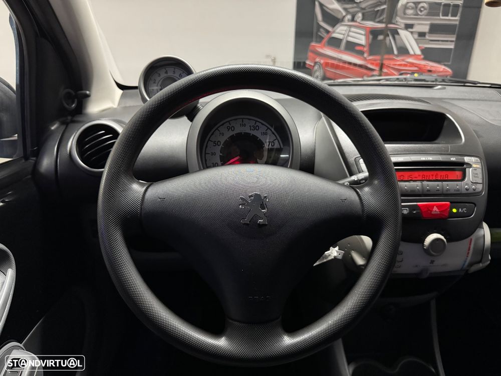 Peugeot 107 1.0 RC Line - 37