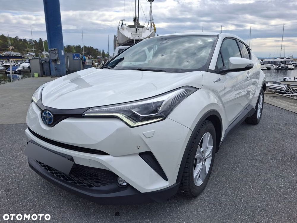 Toyota C-HR Lounge - 12