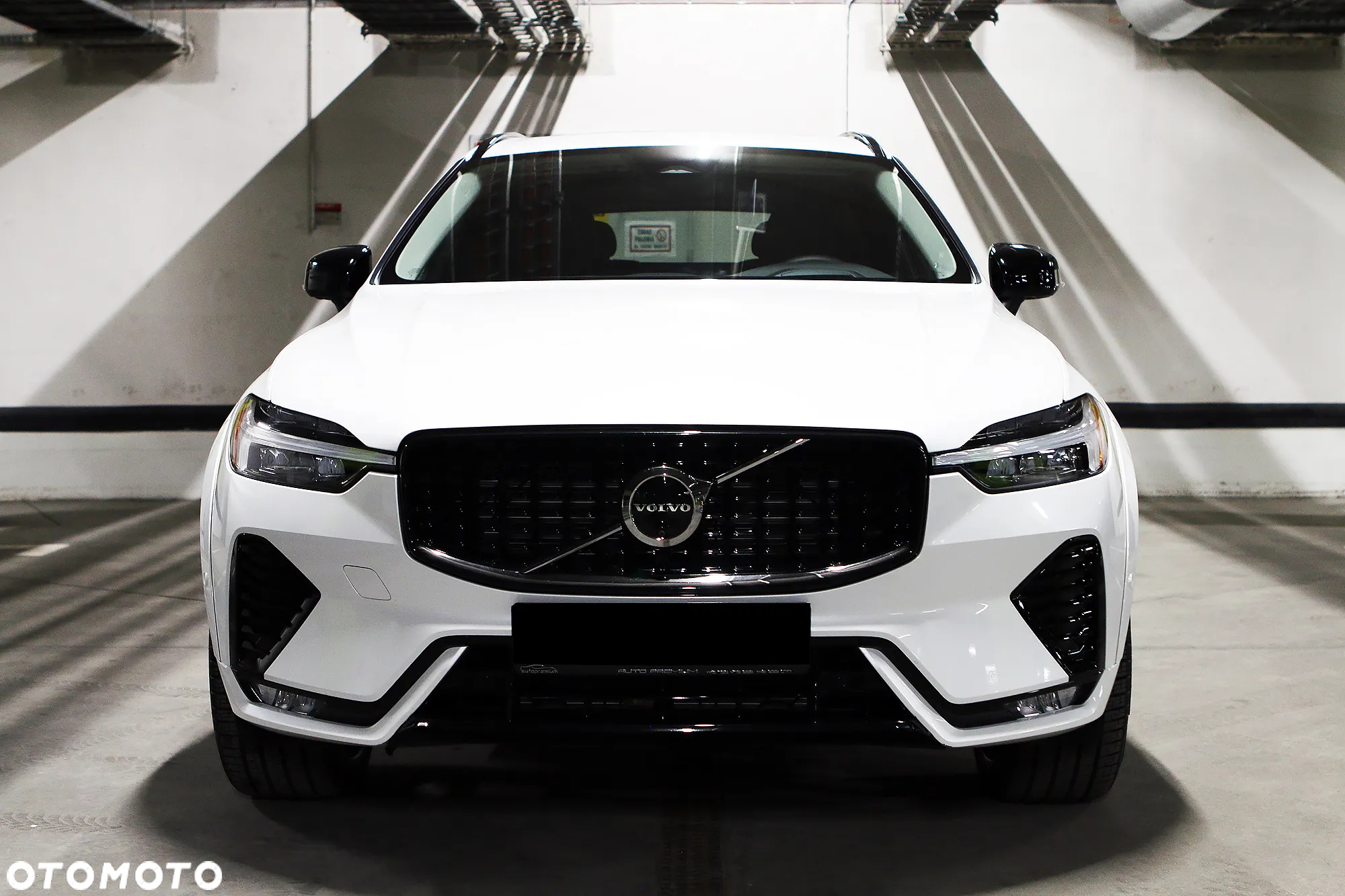 Volvo XC 60 B5 B AWD Ultimate Black Edition - 2