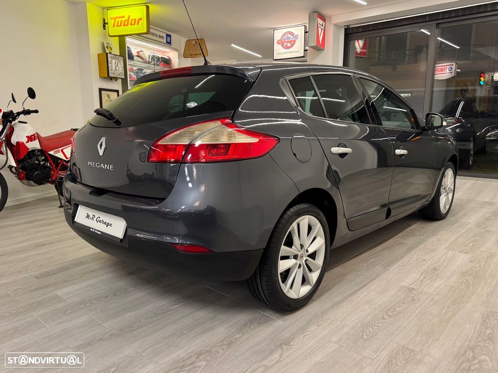 Renault Mégane 1.5 dCi Dynamique S - 4