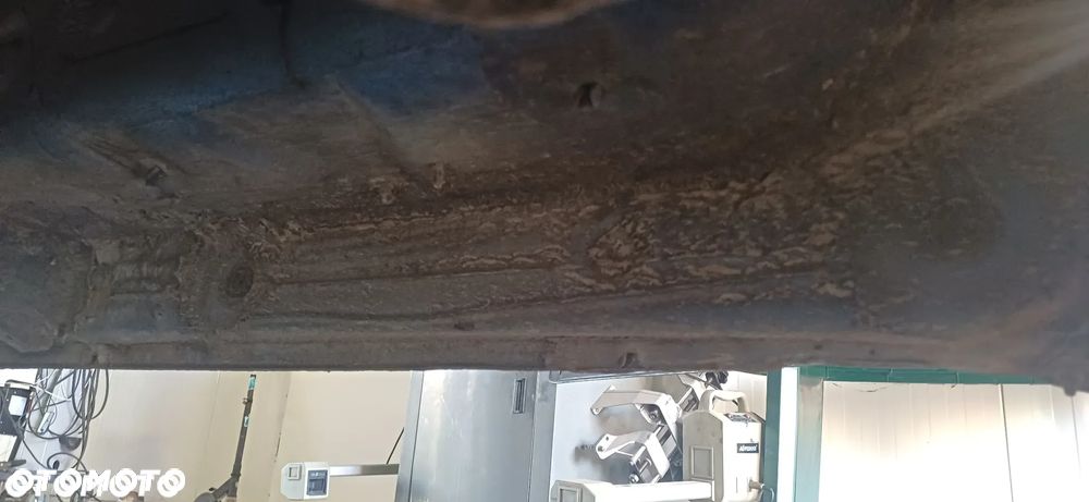 Volkswagen Crafter - 25