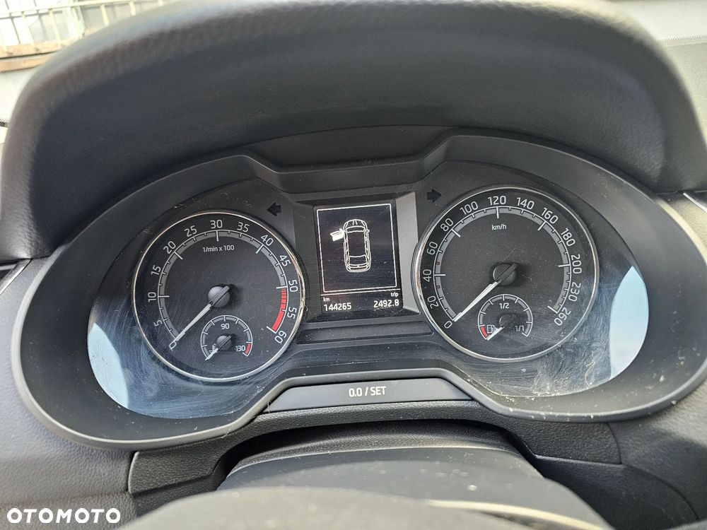 Skoda Octavia 1.6 TDI SCR Ambition - 11