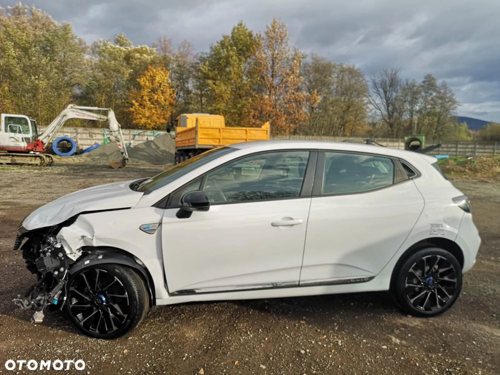 Renault Clio BLUE dCi 85 BUSINESS EDITION - 31