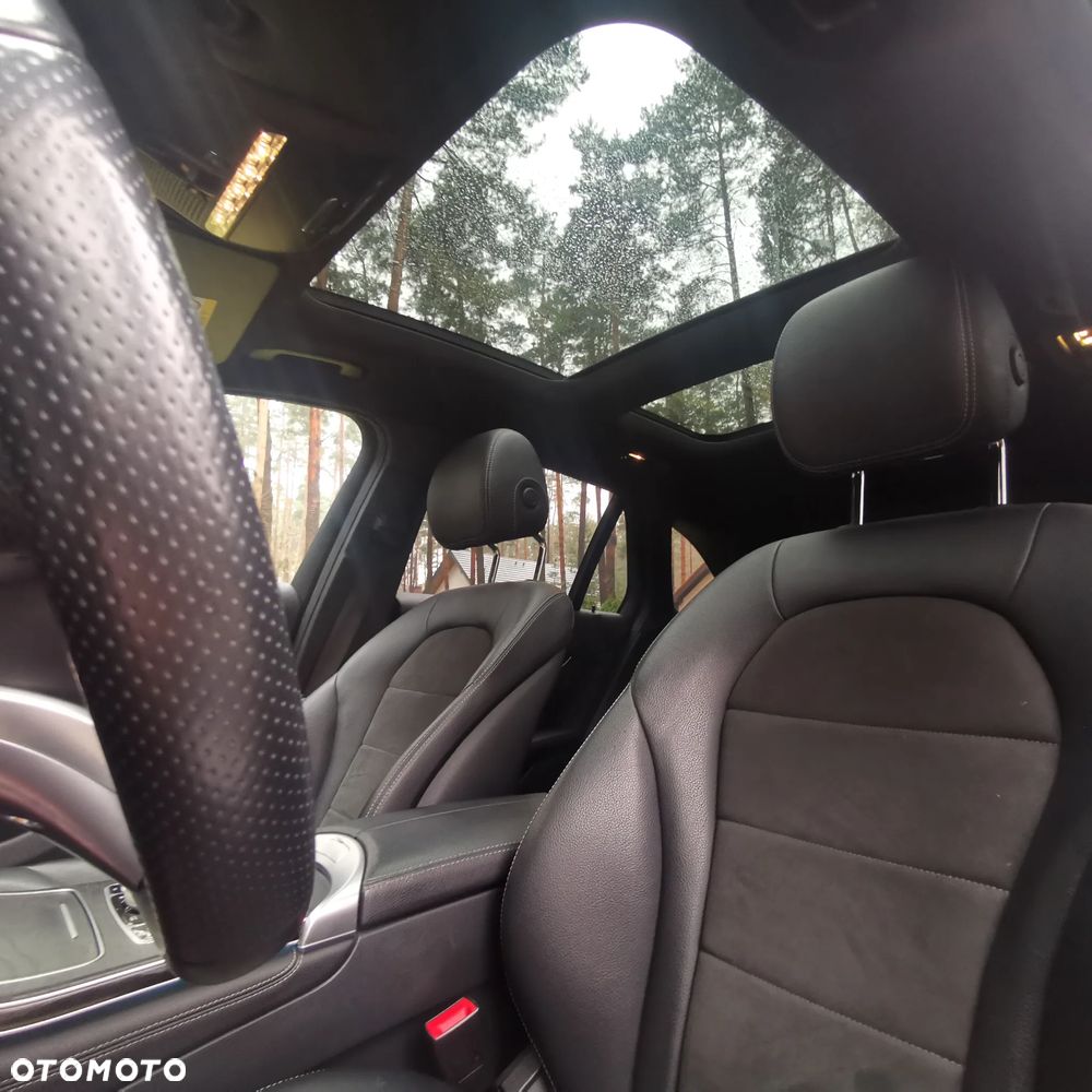 Mercedes-Benz GLC 250 4Matic 9G-TRONIC AMG Line - 14