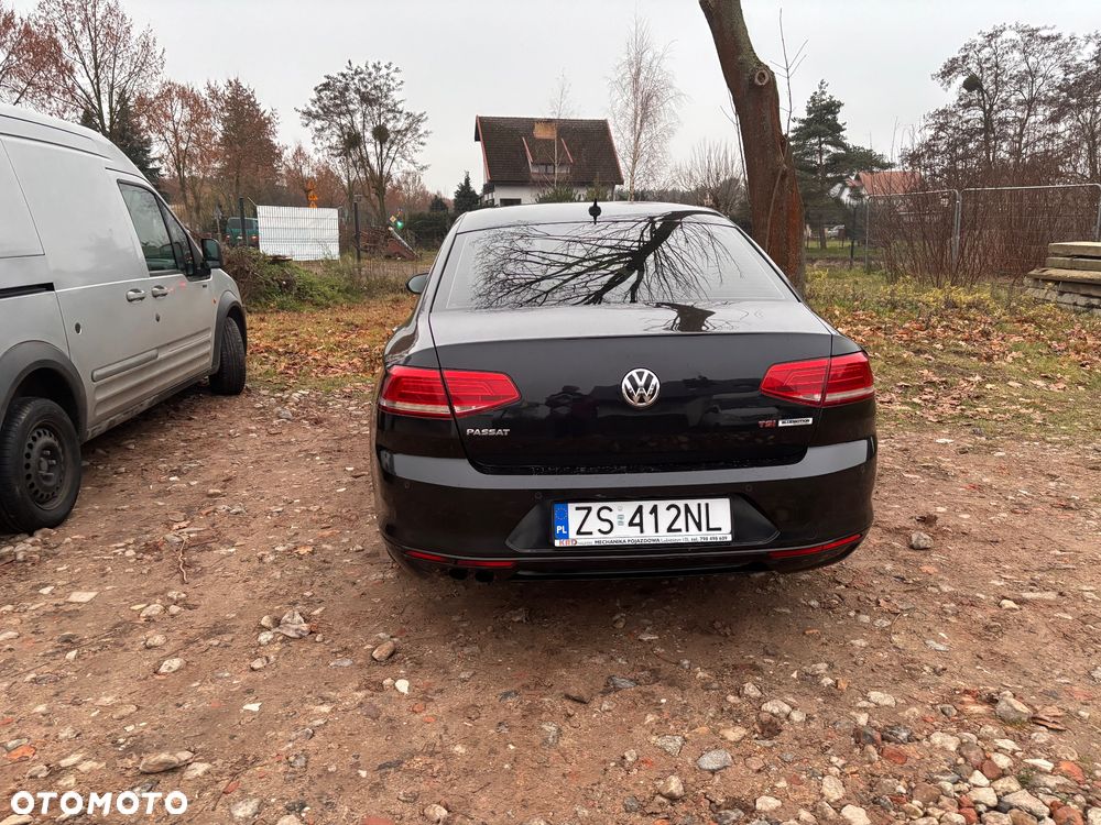 Volkswagen Passat ver-1-8-tsi-bmt-comfortline-dsg - 3