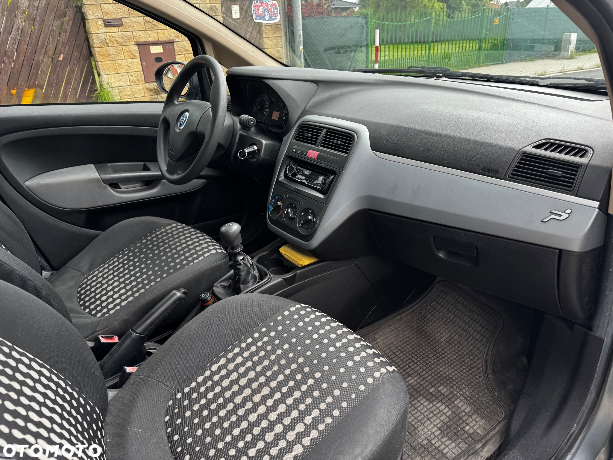 Fiat Punto 1.4 16V Dynamic - 14