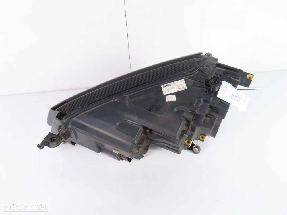 Farol LED Direito Usado / Original SKODA KAROQ (NU7) 57B941016B - 4