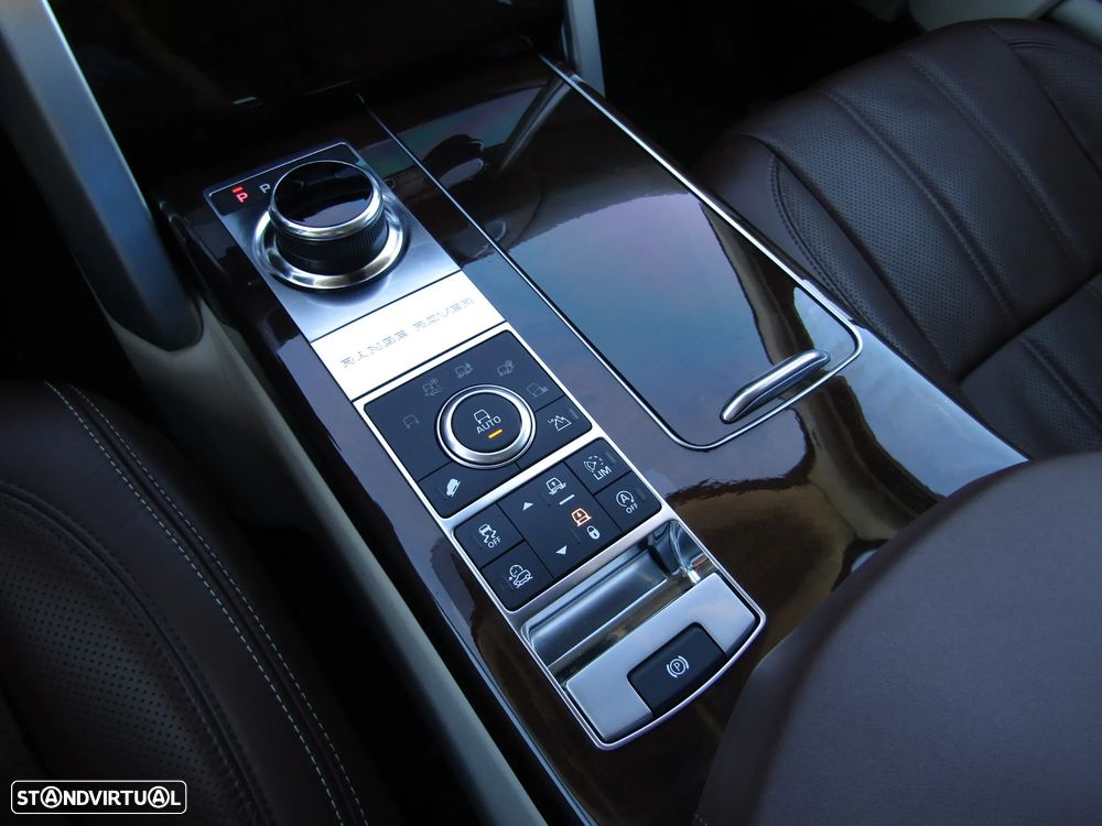Land Rover Range Rover V8 Supercharged SVAutobiography - 19