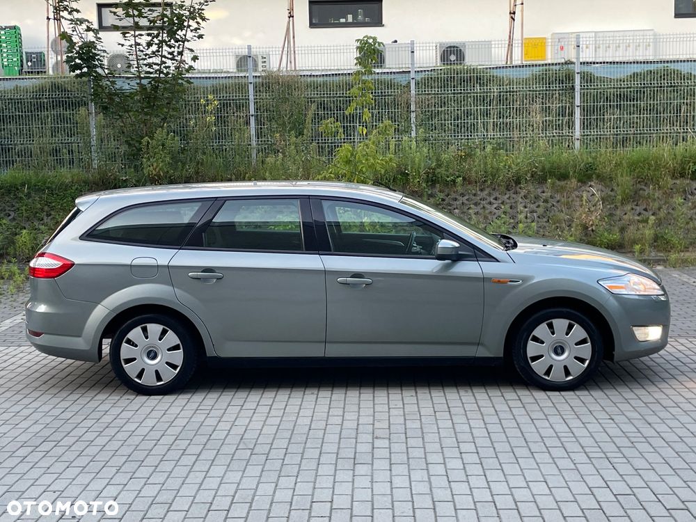 Ford Mondeo 2.0 FF Ghia - 5