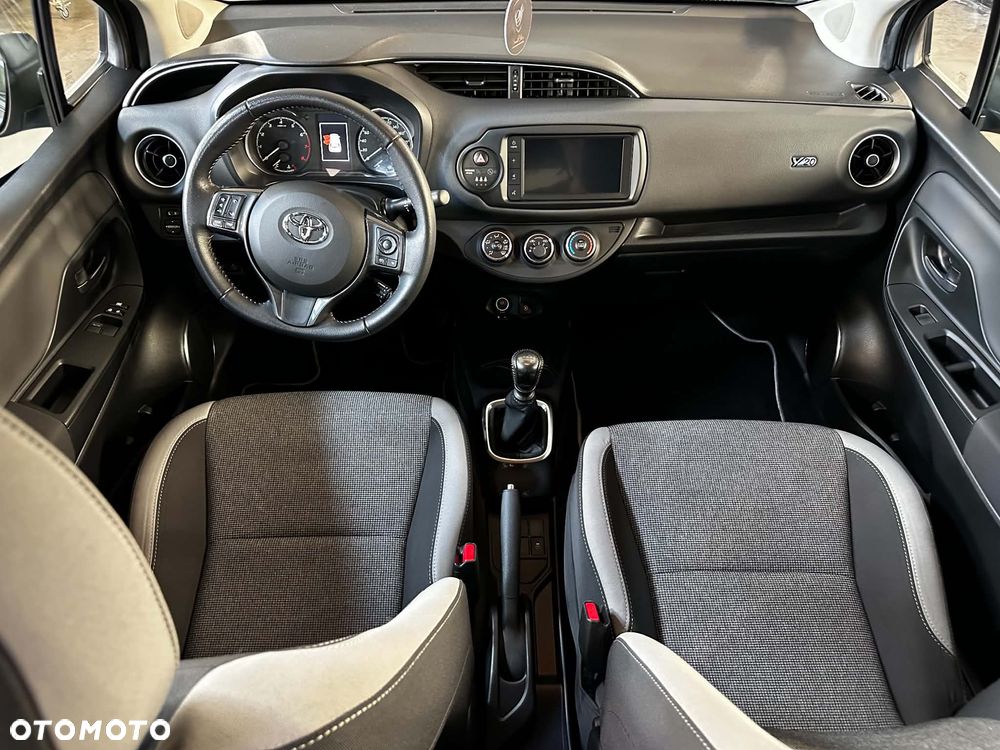 Toyota Yaris - 5