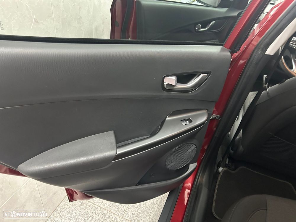 Hyundai Kauai Business - 12