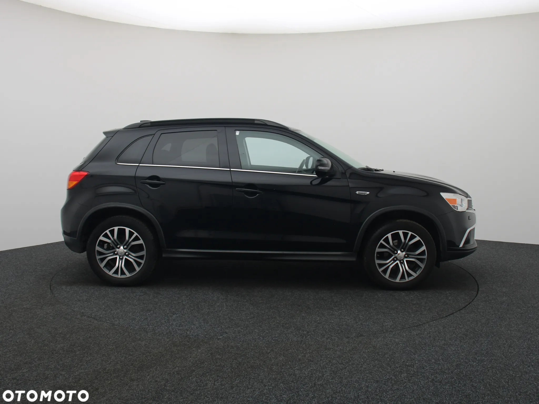 Mitsubishi ASX 1.6 2WD Instyle - 9