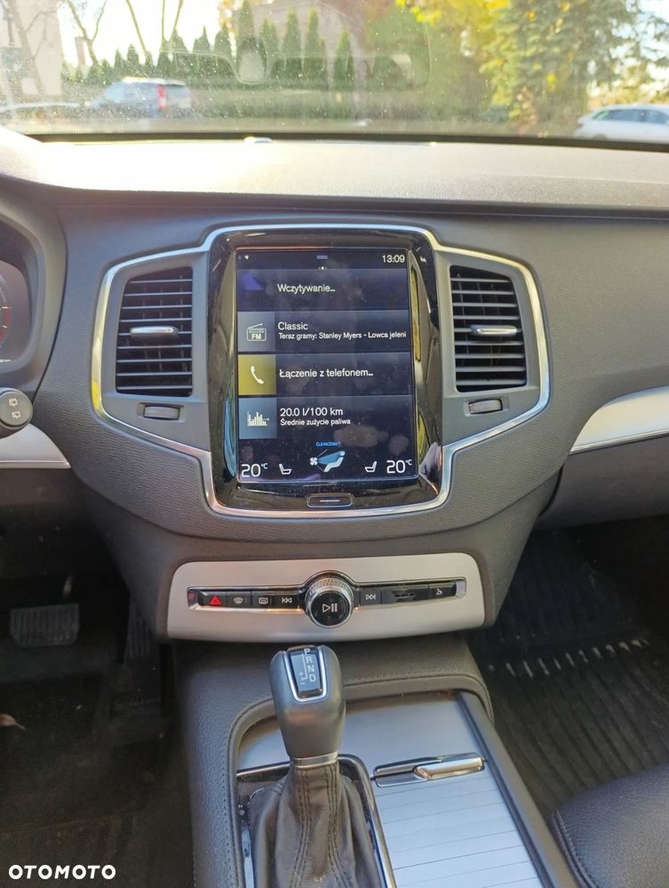 Volvo XC 90 D5 AWD Momentum - 10