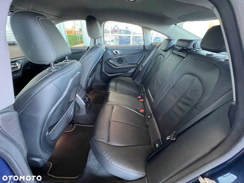 BMW Seria 2 220i Luxury Line - 14