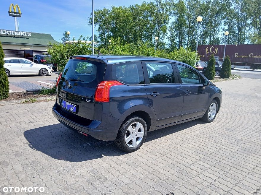 Peugeot 5008 1.6 Active - 3