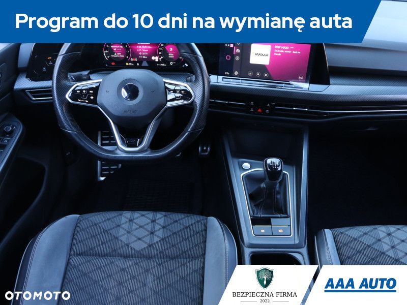 Volkswagen Golf - 9