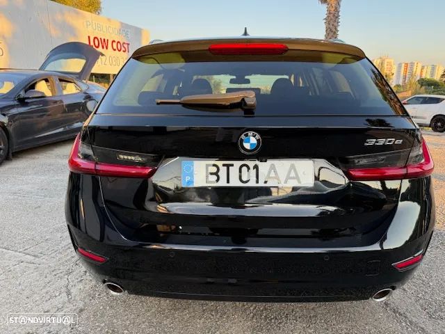 BMW 330 e Touring Aut. Sport Line - 44