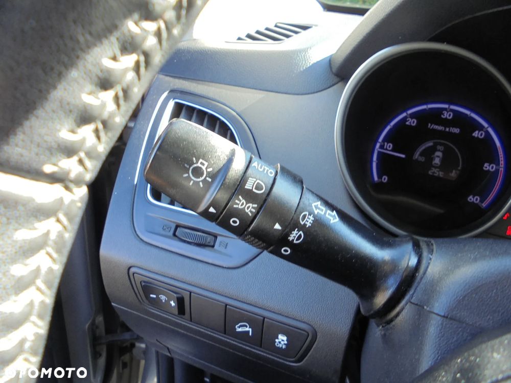 Hyundai ix35 2.0 CRDi Premium 2WD - 25