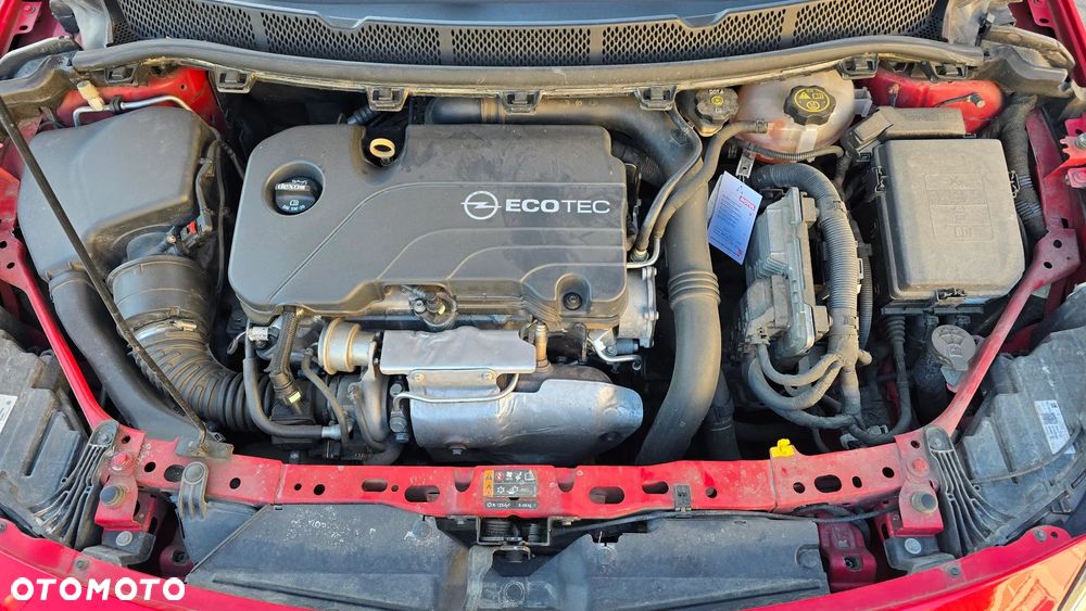 Opel Astra 1.4 Turbo Ultimate - 33