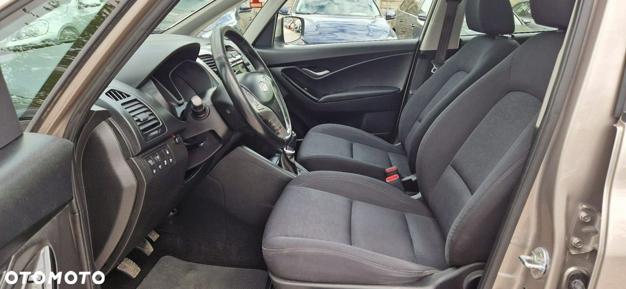 Hyundai ix20 - 37