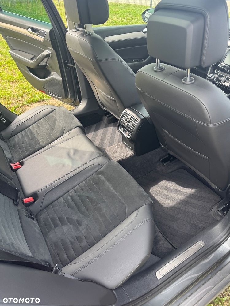 Volkswagen Passat 2.0 TDI BMT Highline - 17