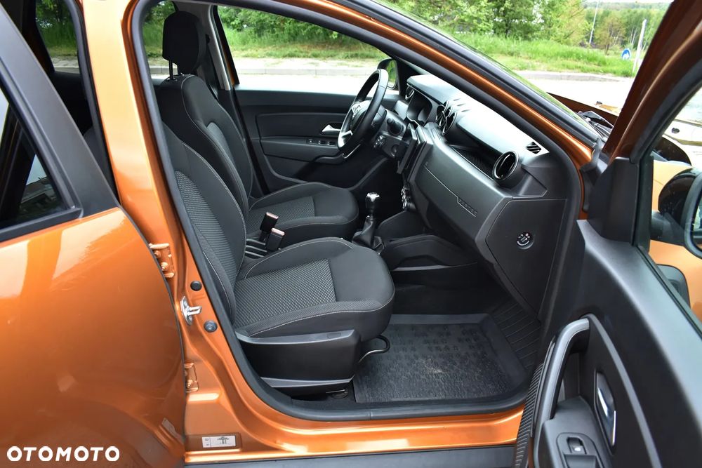 Dacia Duster 1.0 TCe SL Celebration - 17