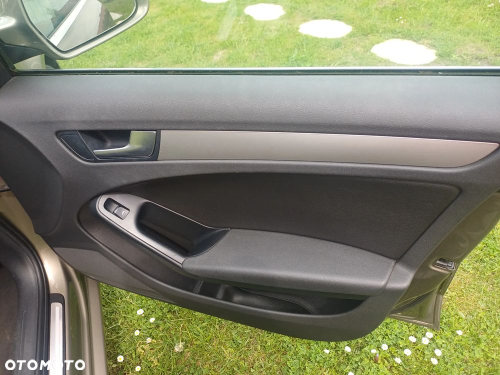 Audi A4 Avant 1.8 TFSI Multitronic - 28