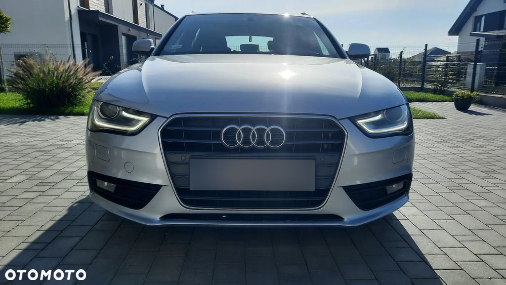 Audi A4 2.0 TDI S tronic - 1