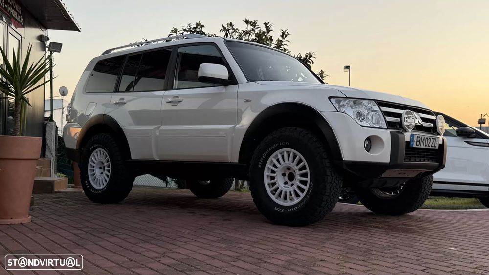 Mitsubishi Pajero 3.2 DI-D Intense - 10
