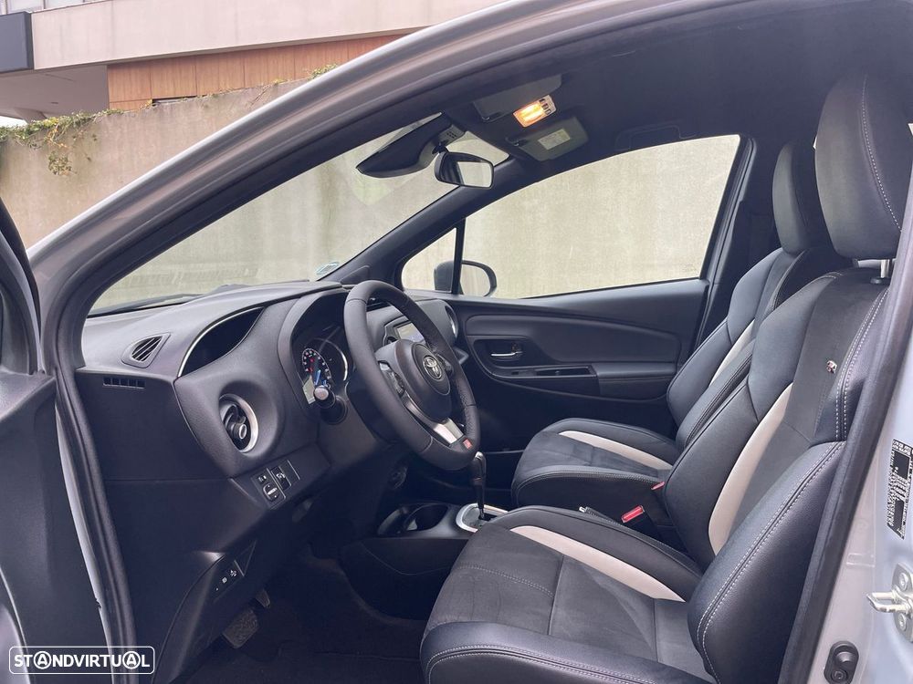 Toyota Yaris - 13