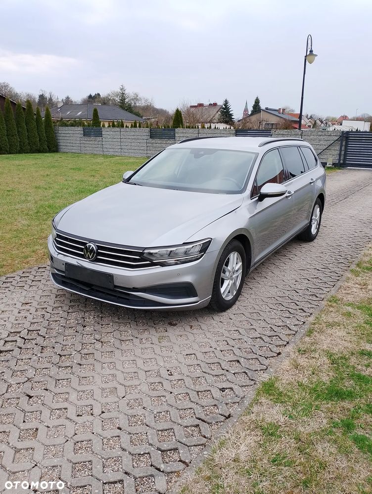 Volkswagen Passat 2.0 TDI (BlueMotion Technology) DSG Comfortline - 1