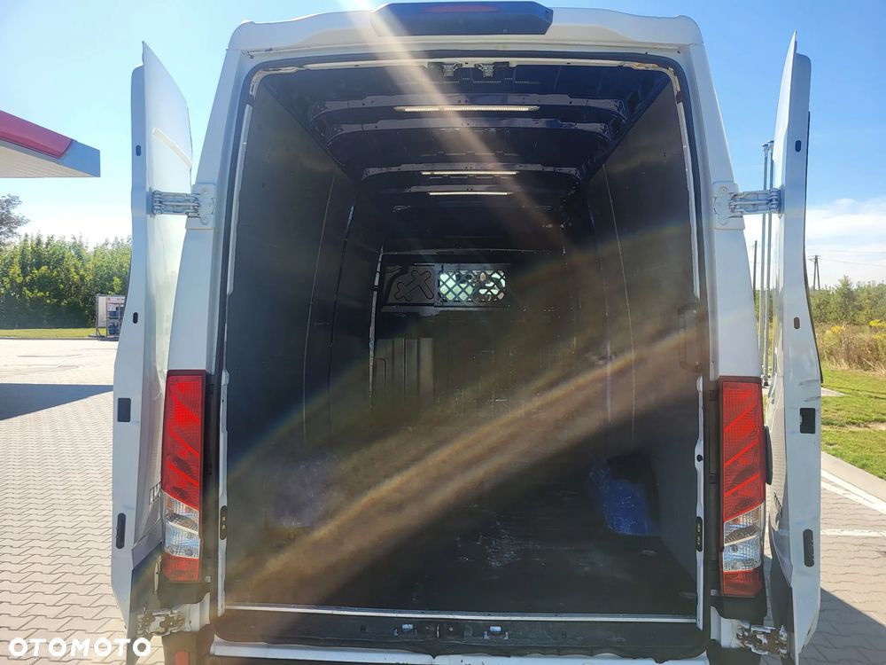 Iveco Daily - 38
