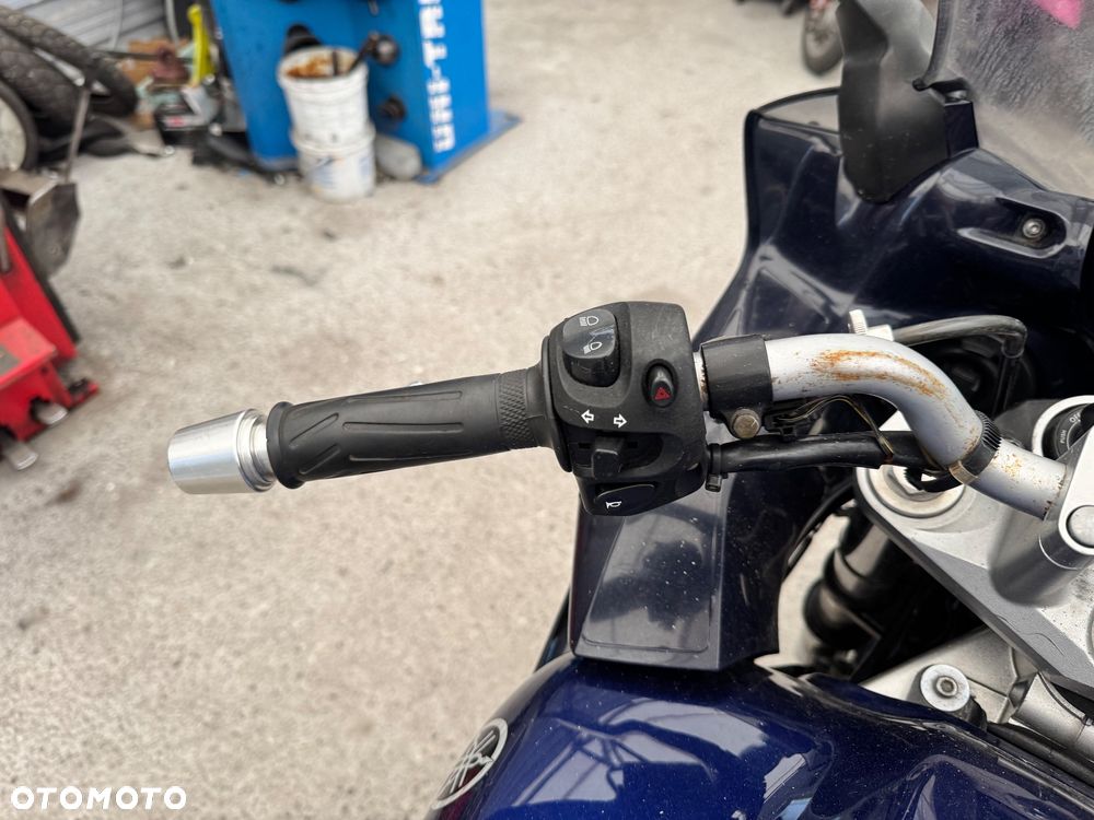 Yamaha FZ6 - 10