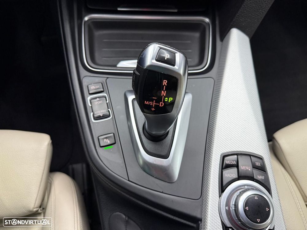 BMW 425 d Pack M Auto - 25