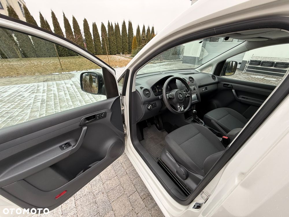Volkswagen Caddy MAXI - 9