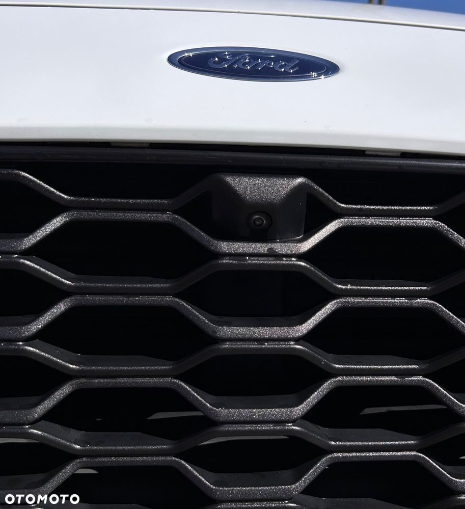 Ford Kuga - 16