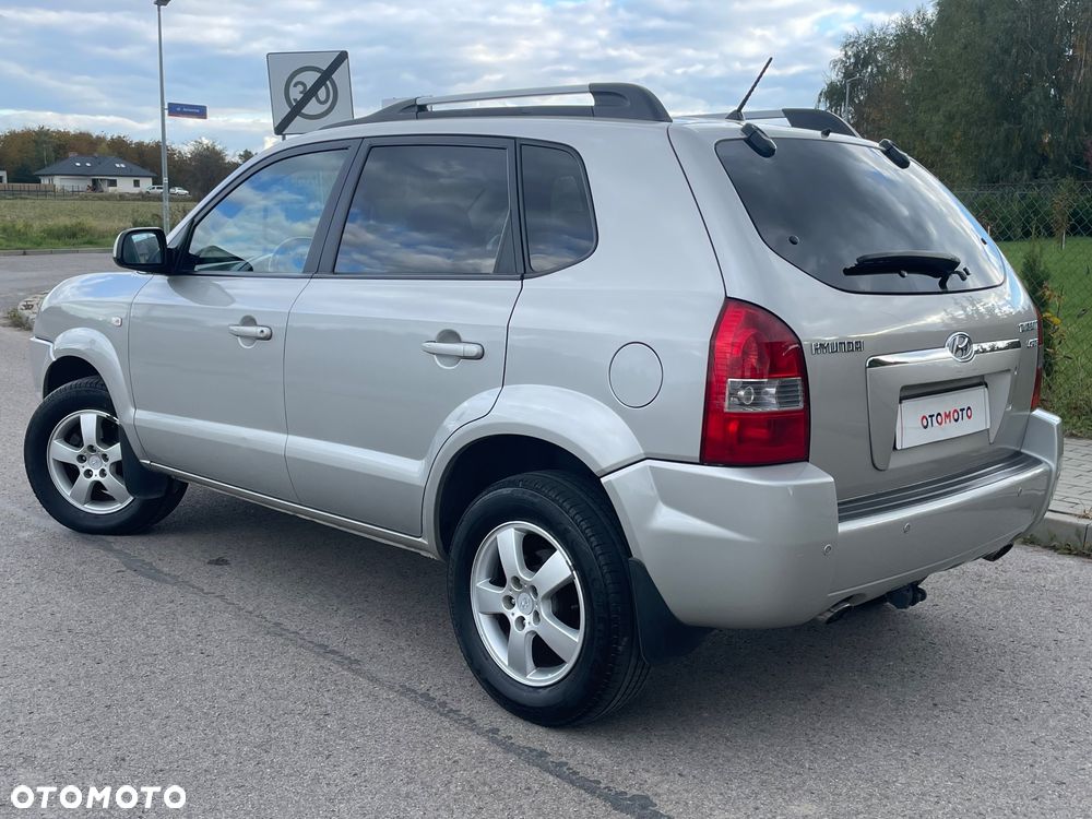 Hyundai Tucson 2.0 CRDi VGT 2WD Automatik GLS - 2