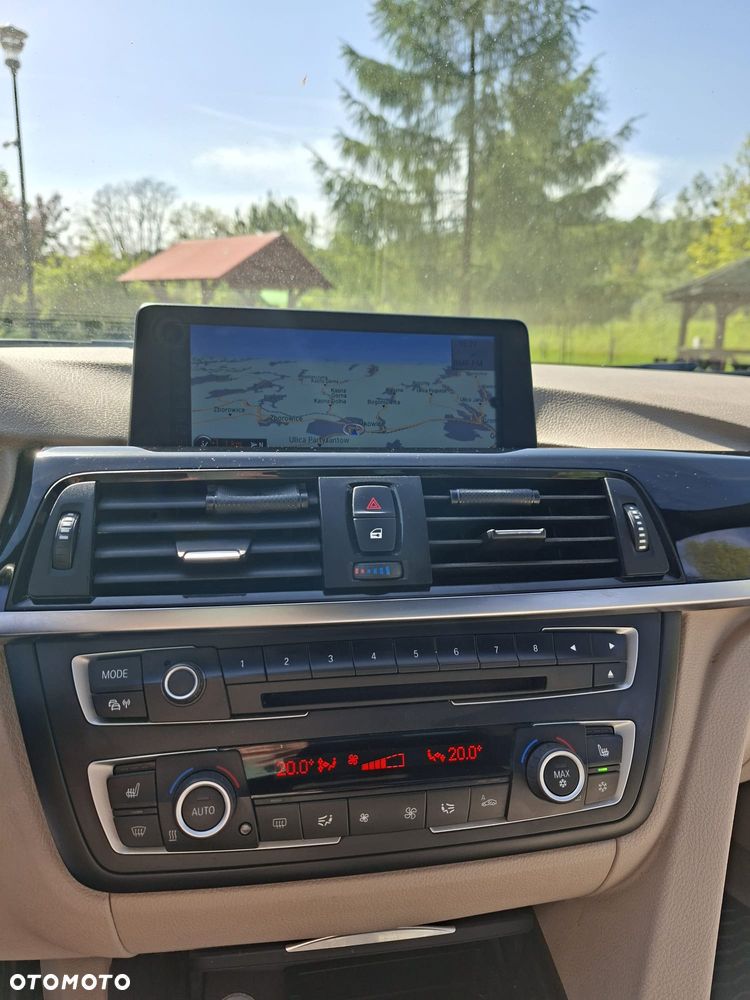 BMW Seria 3 320d - 16