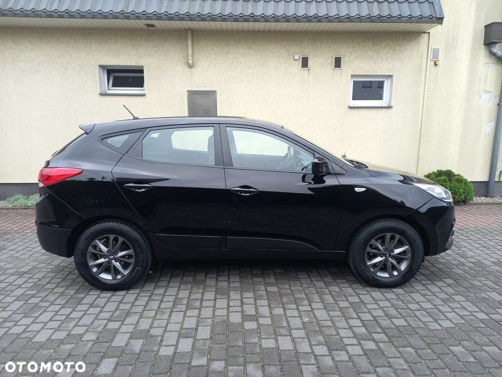 Hyundai ix35 1.6 2WD blue Trend - 13