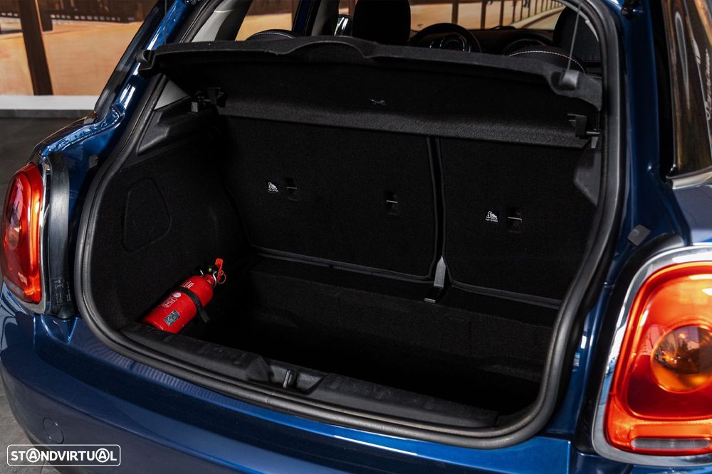 MINI 5 Portas One D - 24